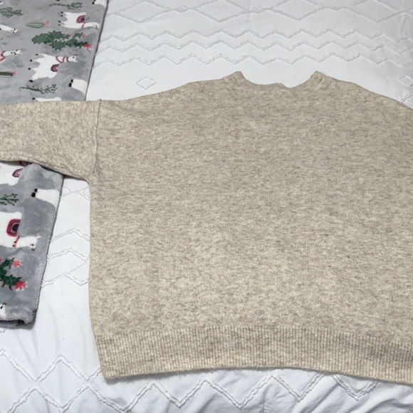 Vince Camuto Women’s Beige Crewneck Sweater - Picture 3 of 4